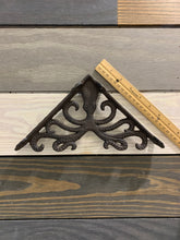 Load image into Gallery viewer, Cast Iron Octopus Shelf Bracket, Rustic Iron Shelf Bracket, Antique Iron Bracket, Beach House Shelving, Iron Bracket, Rustic Shelf Bracket