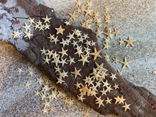 Load image into Gallery viewer, Tiny Starfish 1/2&quot;-3/4&quot;- Star Fish - Craft Supply - Beach Wedding Favors - Wedding Decor - Bulk - Seashell - Gift - Crafting
