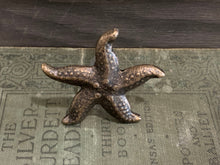Load image into Gallery viewer, Starfish Knob, Metal Starfish Knob, Nautical Dresser Drawer Knob, Cabinet Knob, Starfish Cabinet Knob Nautical Drawer Pull, Star Pewter Knob
