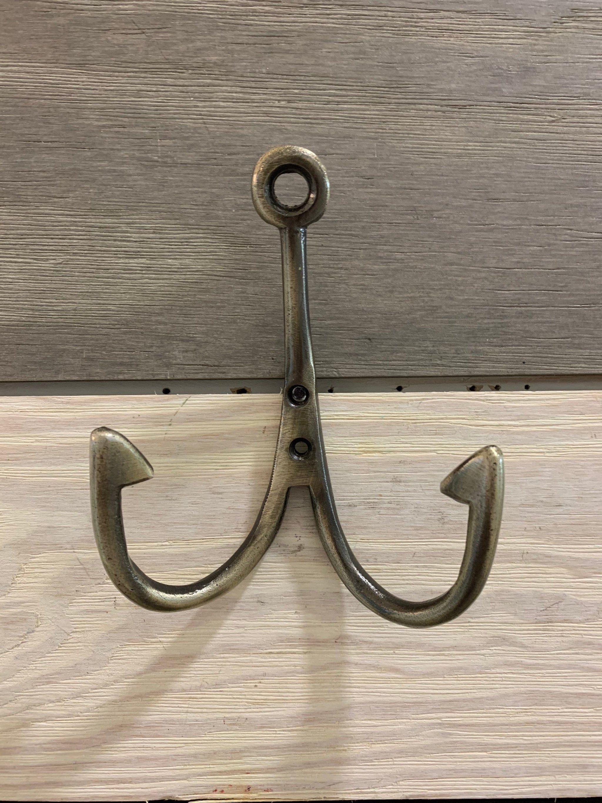 Metal Fishing Hook Towel Hook Bedroom Wall Hanger Coatroom Organize Florida Shells And More